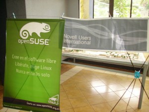 OpenSuSE and Novell banners!